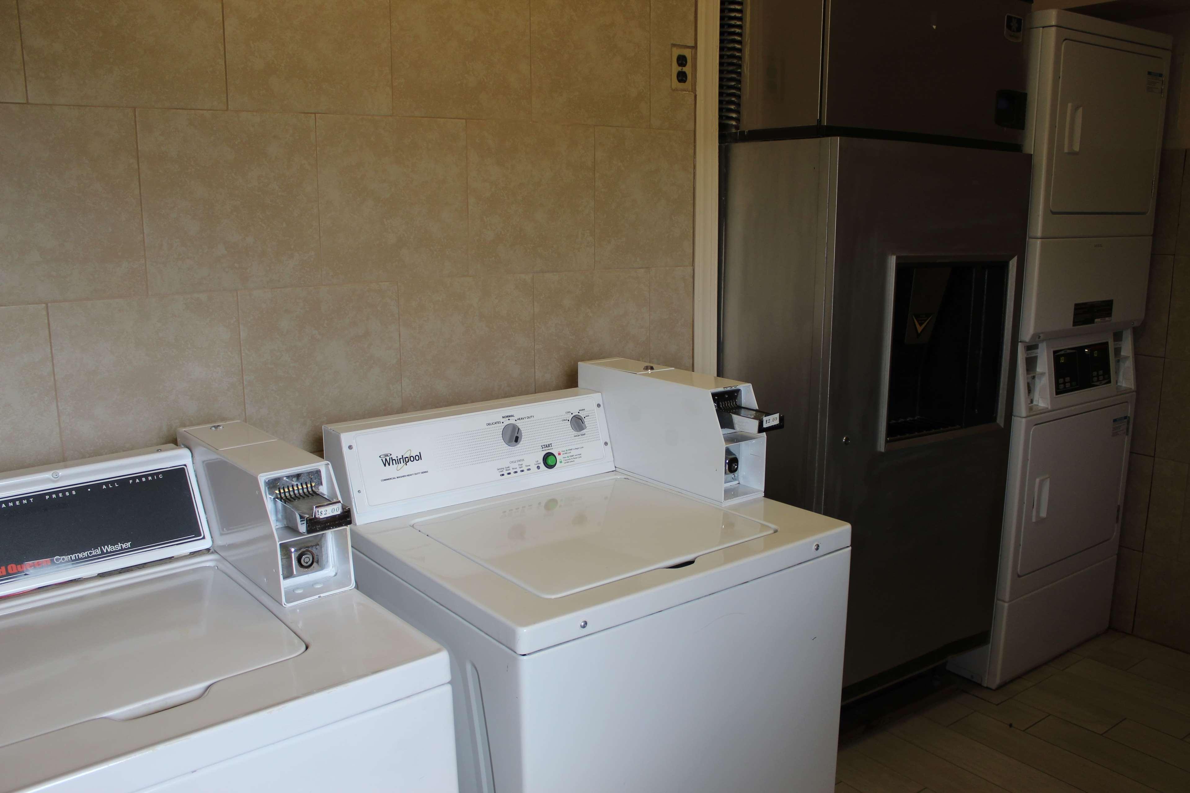 Hampton Inn Smithfield Selma, Nc Экстерьер фото